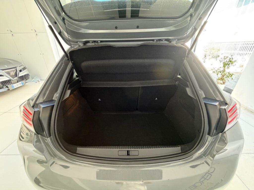 Peugeot 208 Hybrid 110 e-DCS6 Allure da €199,00 mensili