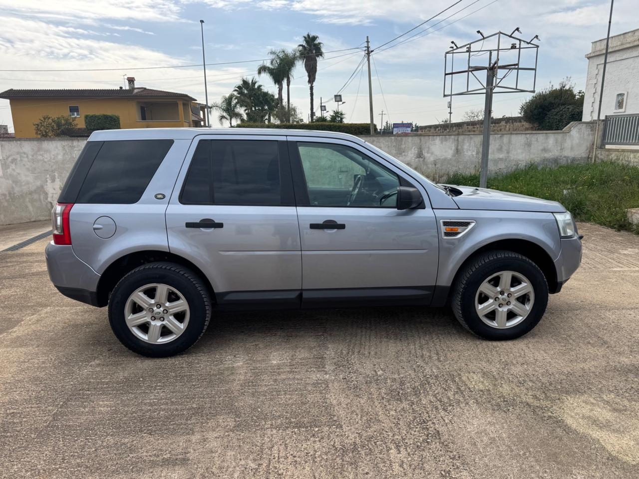 Land Rover Freelander 2.2 TD4 Gancio Autocarro