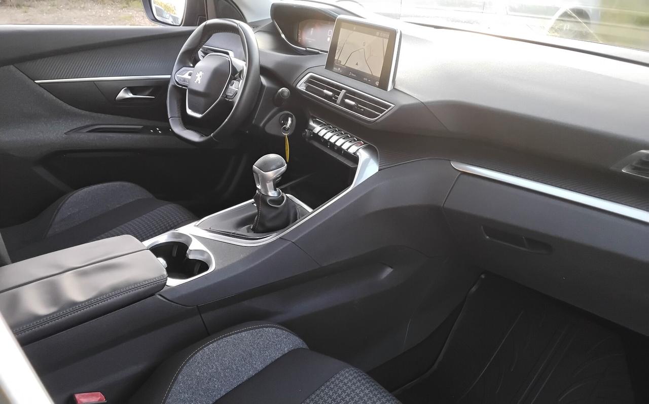 Peugeot 3008 BlueHDi 130 S&S Active