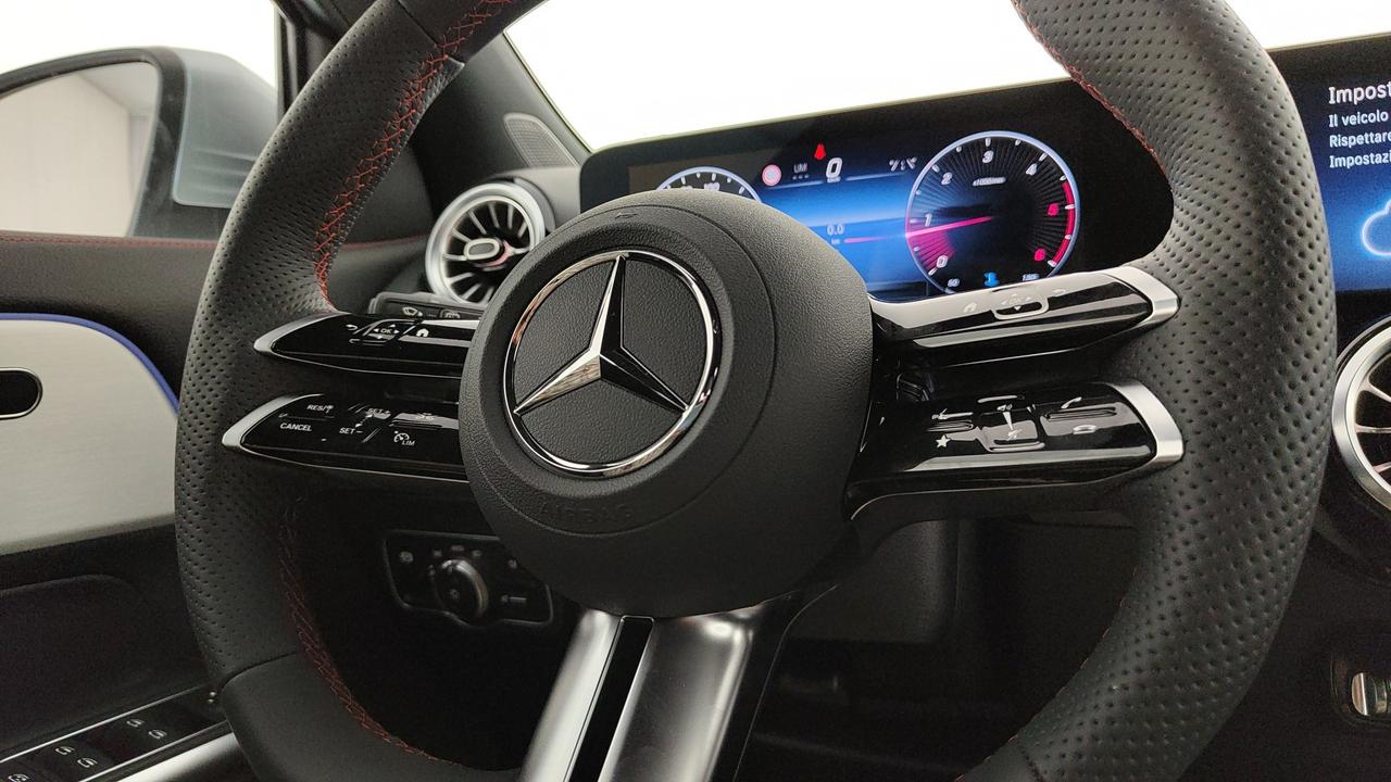 Mercedes-Benz GLA 180 d Automatic