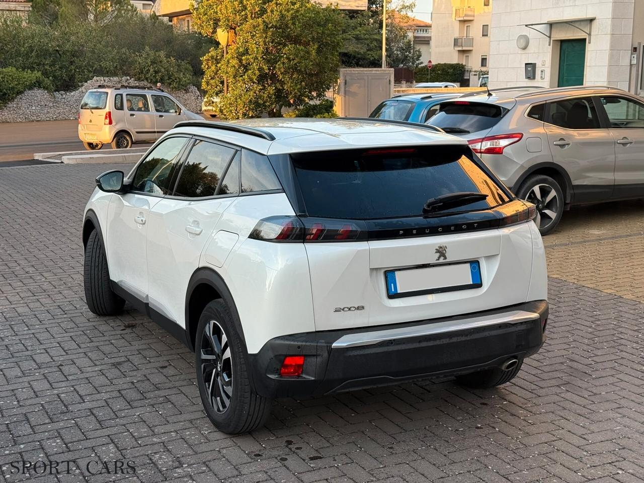 Peugeot 2008 BlueHDi 130 S&S EAT8 Allure