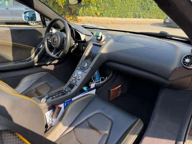 McLaren 650S Spider 3.8 ssg7 ** KM 29.600 ** FULL OPT TUTTI TAGLIANDI!