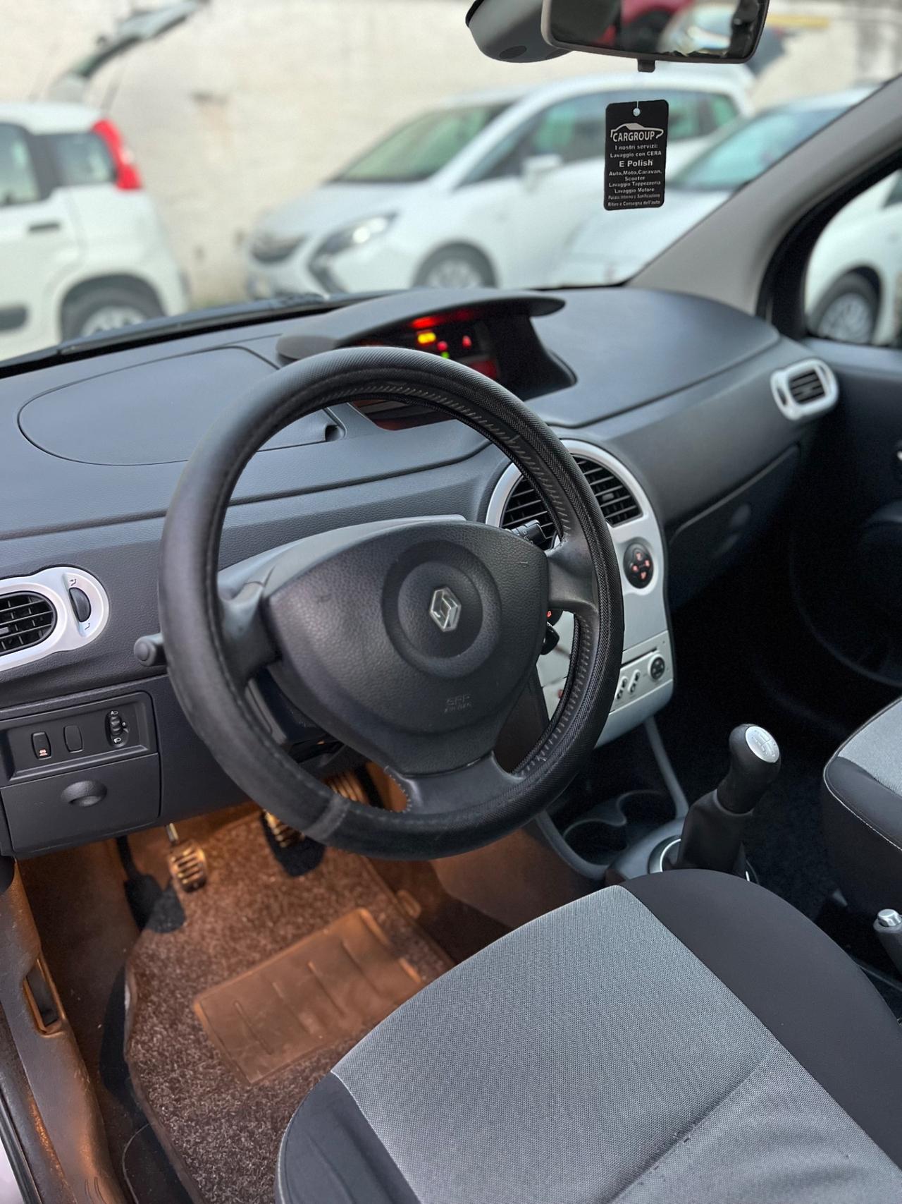 Renault Modus Grand 1.2 16V Dynamique