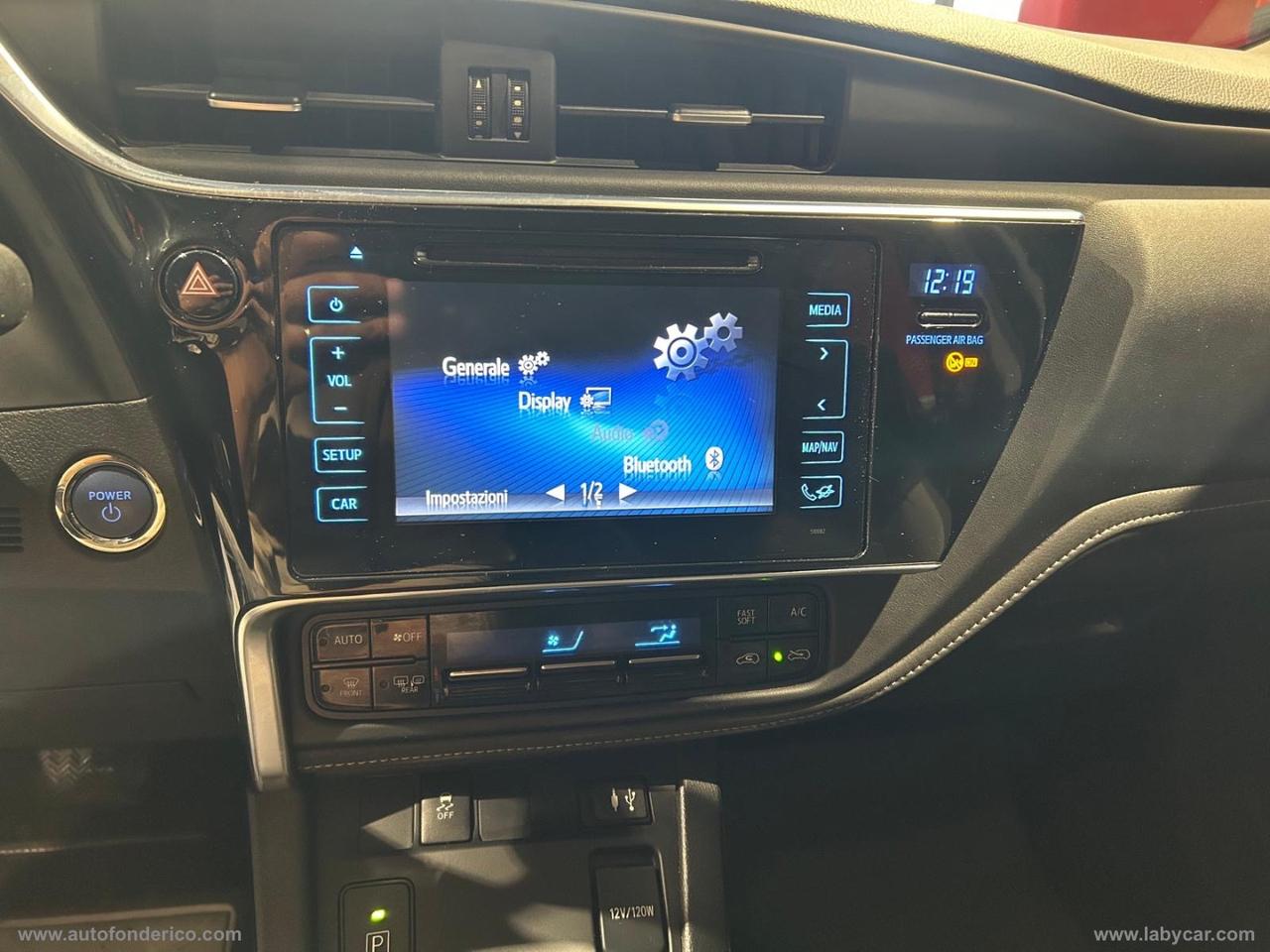 TOYOTA Auris 1.8 Hybrid Active