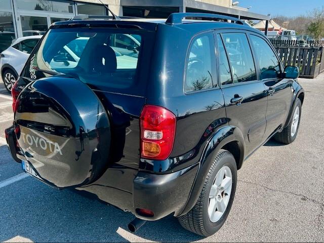 Toyota RAV 4 RAV4 2.0 D-4D 5 porte Sol 4x4