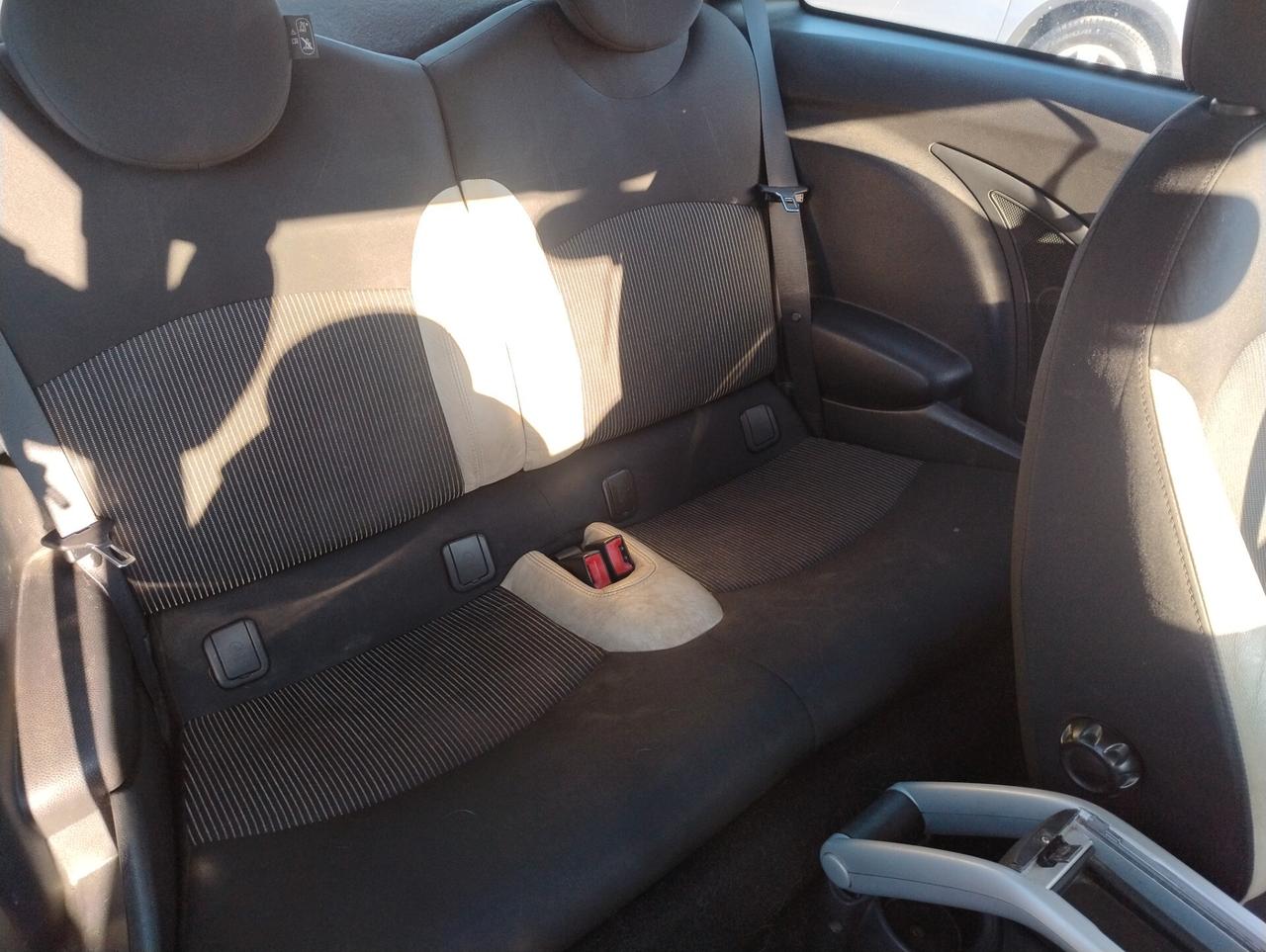 Mini 1.6 16V Cooper D