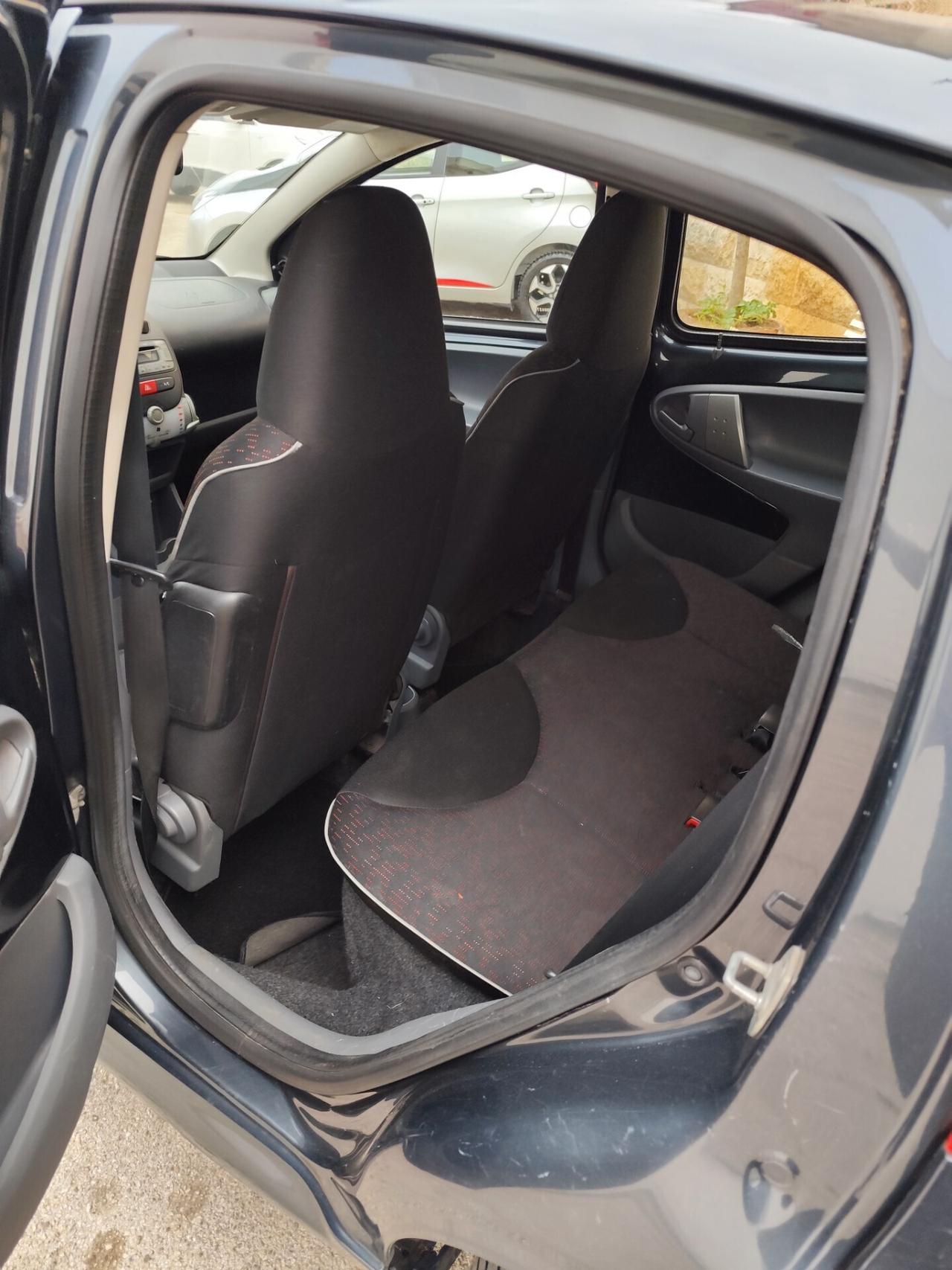 Peugeot 107 1.0 68CV 5p. Active 2Tronic