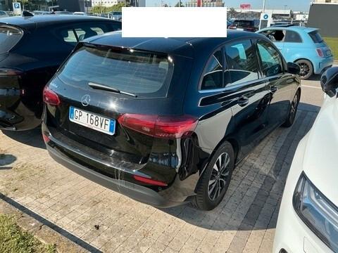 MERCEDES-BENZ B 180D NEW 115CV AUTOMATIC ADVANCED ( FARI LED - CRUISE - PELLE - NAVI PREMIUM - PARK ASSIST - TELECAMERA POST. )