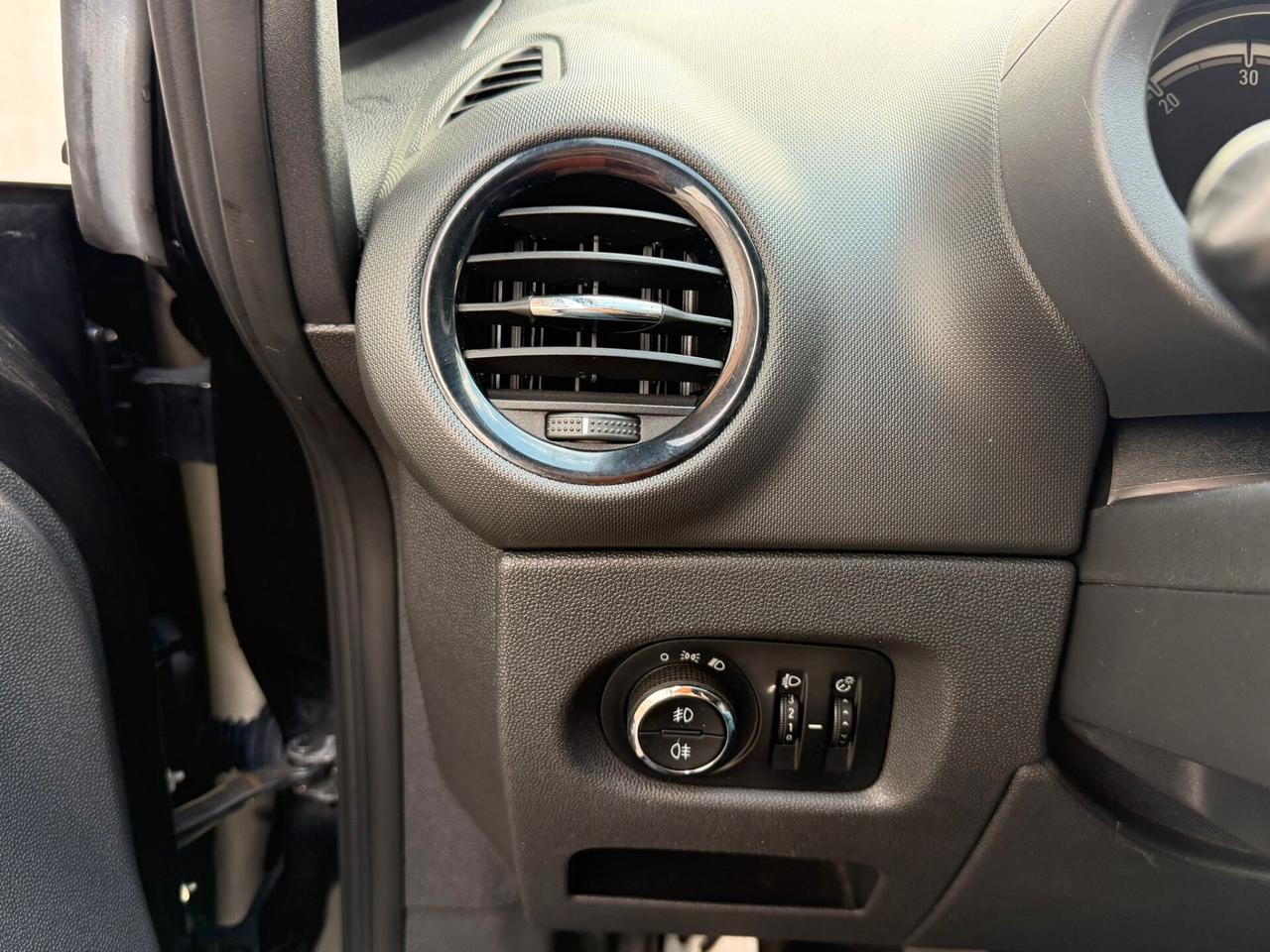 Opel Corsa 1.3 CDTI 75CV EURO 5