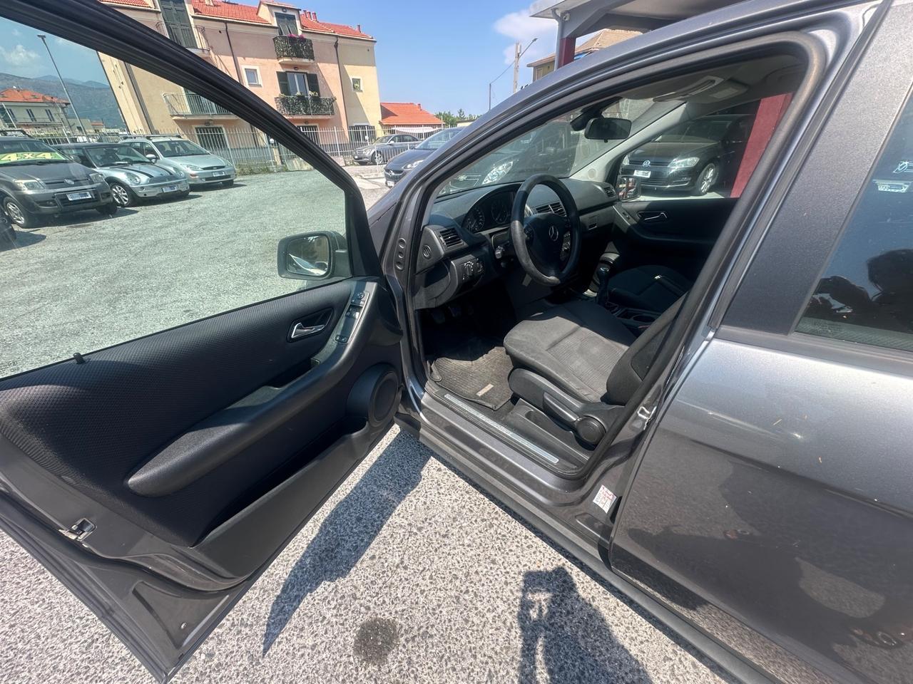 Mercedes-benz A 160 BlueEFFICIENCY