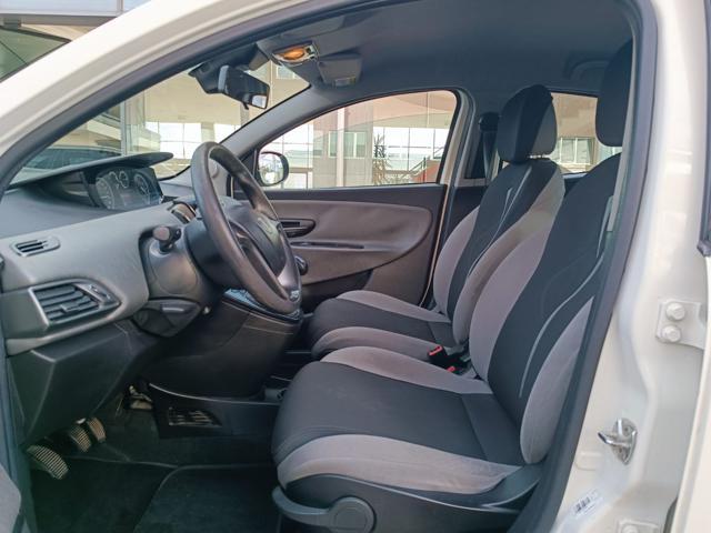 LANCIA Ypsilon 0.9 TwinAir 85 CV 5 porte Metano Ecochic Elefantin