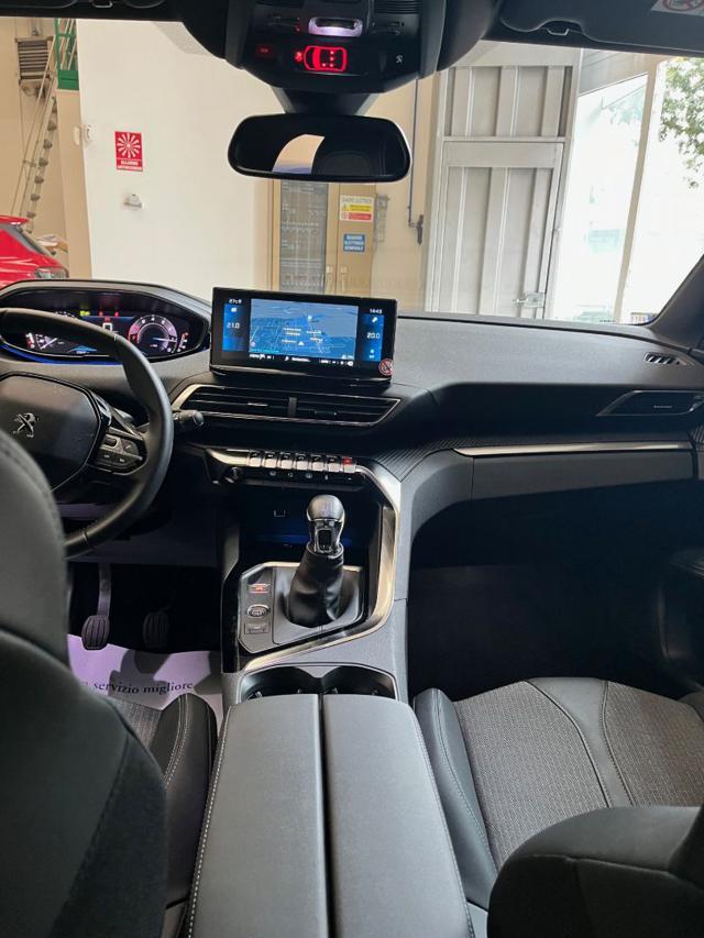 PEUGEOT 3008 PureTech Turbo 130 S&S Allure Pack