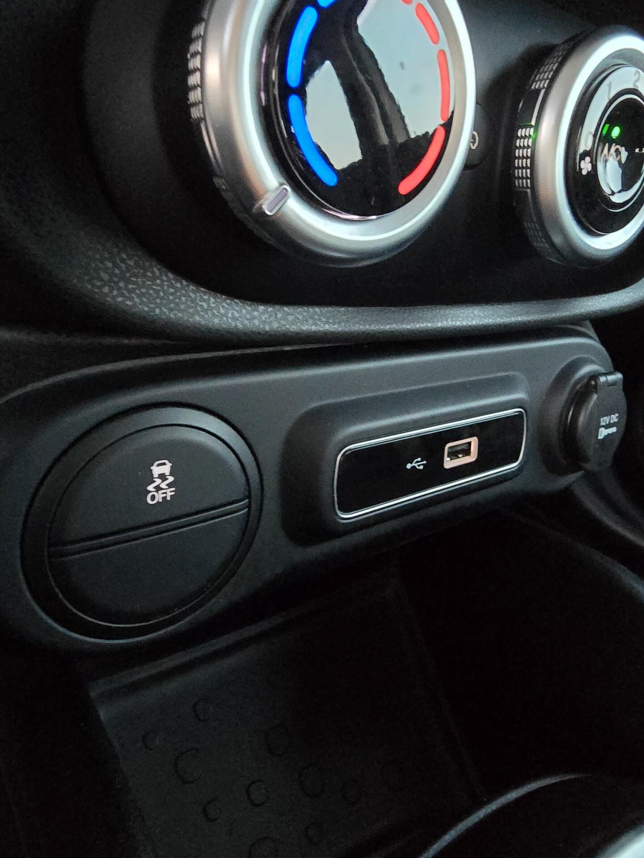 Fiat 500L 1.6 Multijet 120 CV Mirror
