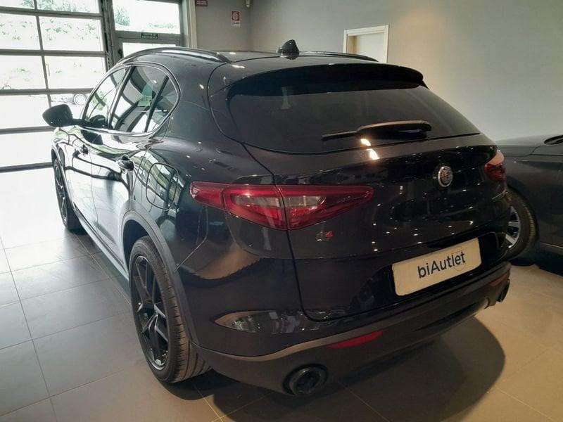Alfa Romeo Stelvio 2.2 t B-Tech Q4 210cv auto