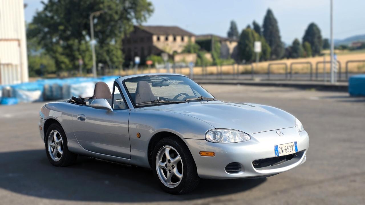 Mazda MX5 1.6 Con CLIMA