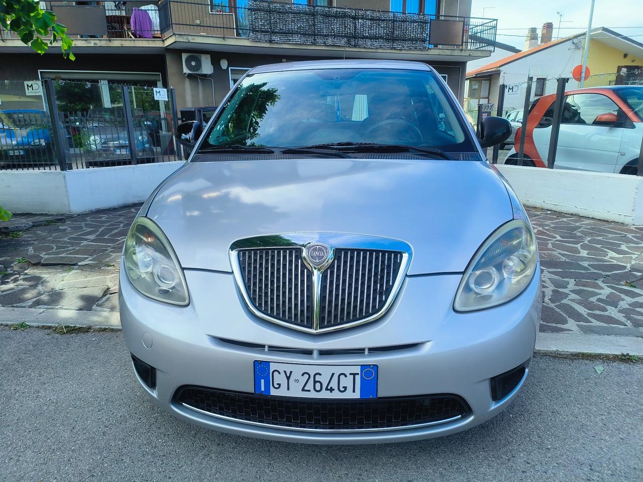 Lancia Ypsilon 1.2 69 CV New Oro