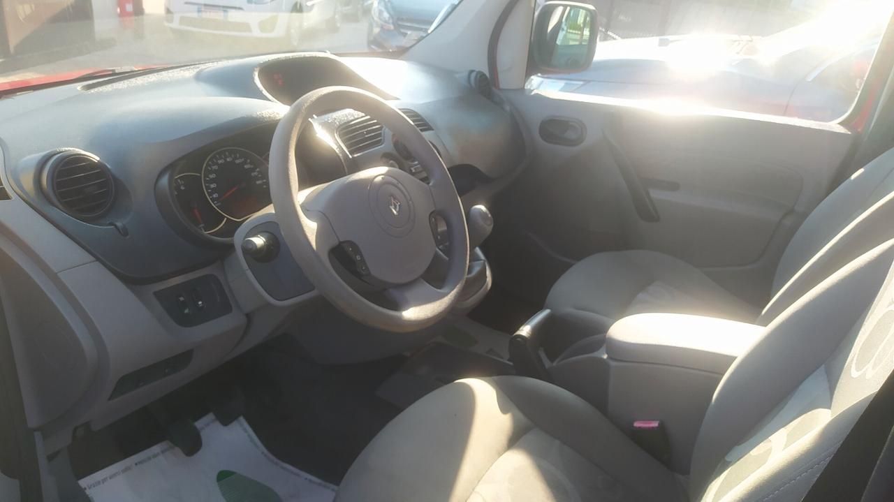 RENAULT KANGOO 1.6 BENZINA -2009