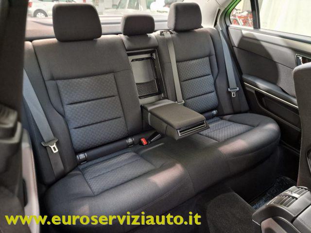 MERCEDES-BENZ E 220 CDI BlueEFFICIENCY Elegance