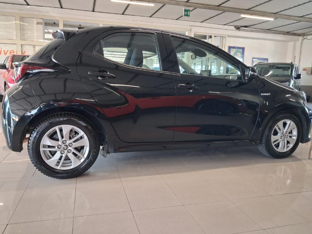 TOYOTA Yaris IV 2020 - Yaris 1.5h Business