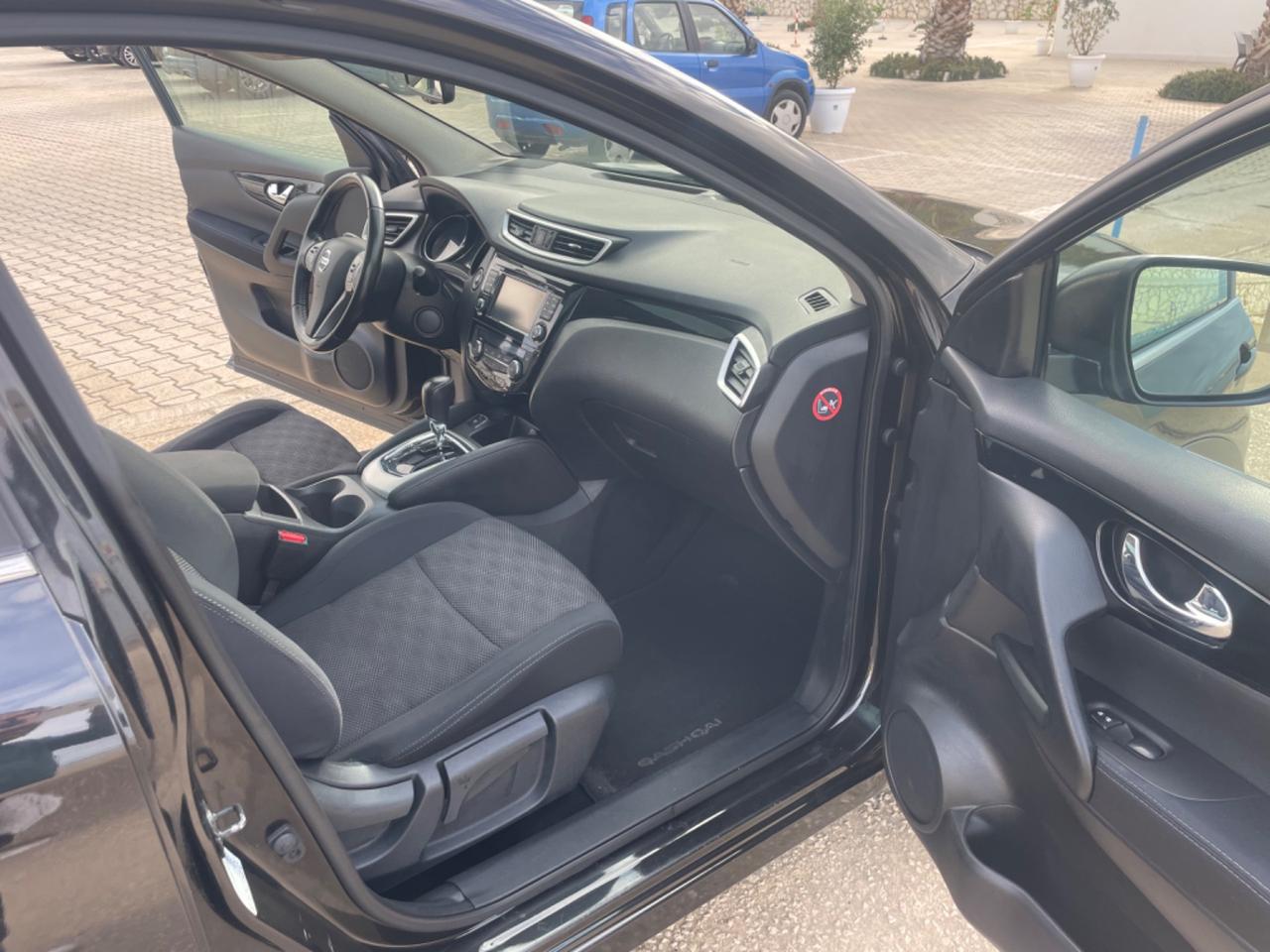 Nissan Qashqai 1.6 dCi 2WD N-Connecta