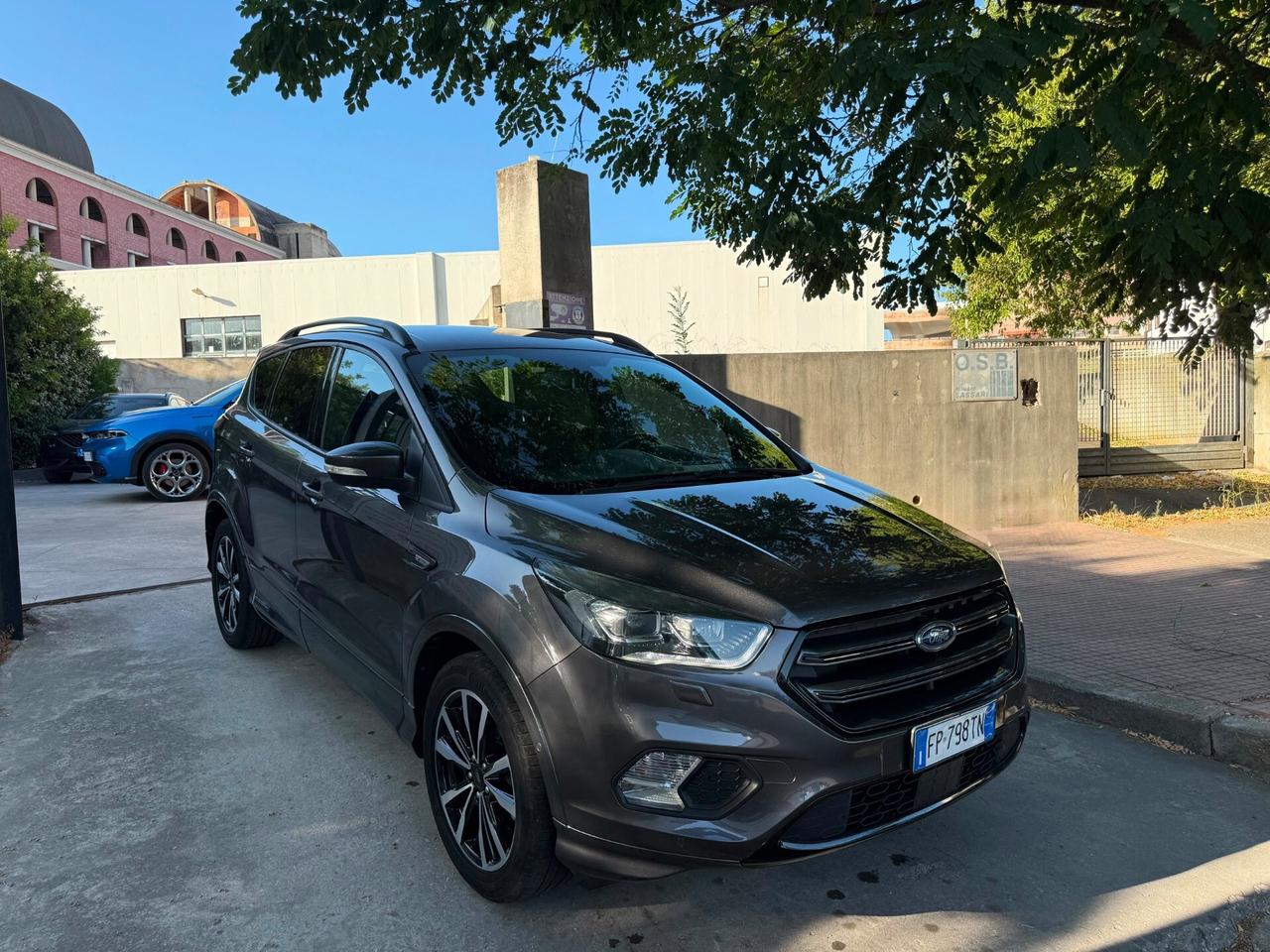 Ford Kuga 1.5 TDCI ST LINE