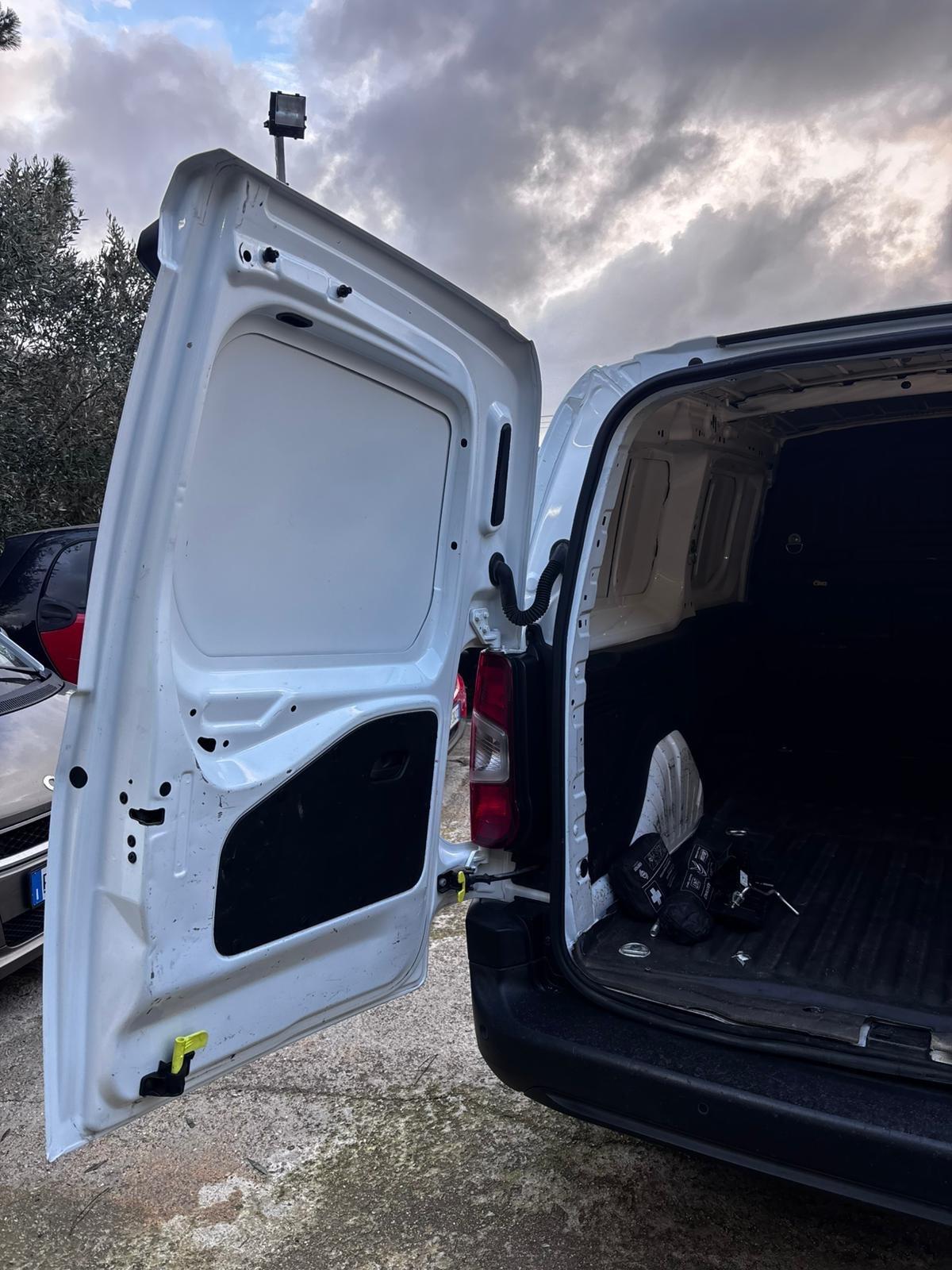 Citroen Berlingo BlueHDi XL Flog 4P/D/1499