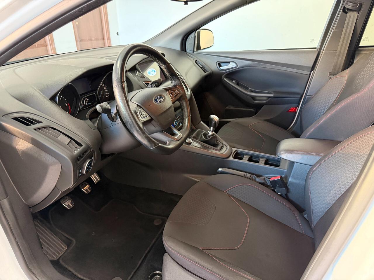 Ford Focus 2018 1.5 TDCi 120 CV Start&Stop SW ST Line