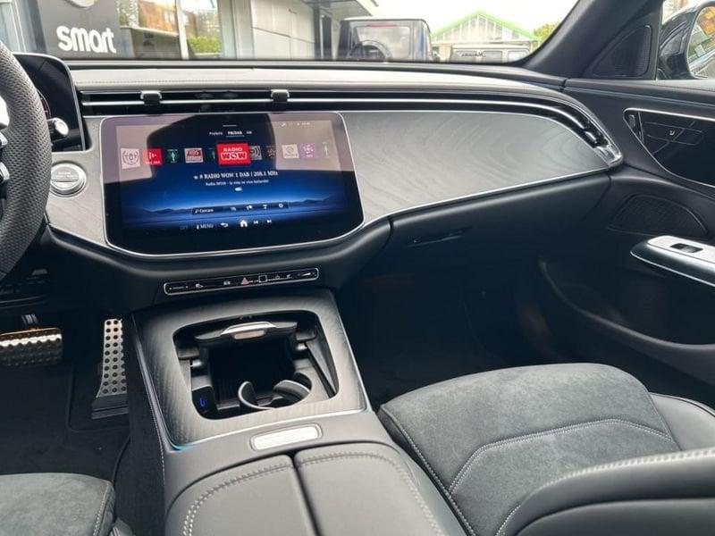 Mercedes-Benz Classe E 220d 4Matic Berlina AMG Line Advanced