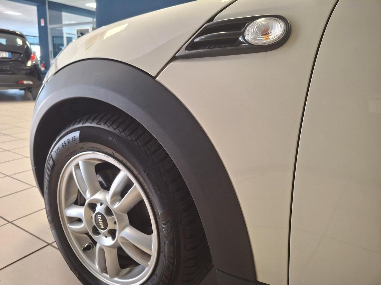 Mini 1.6 16V One (55kW)