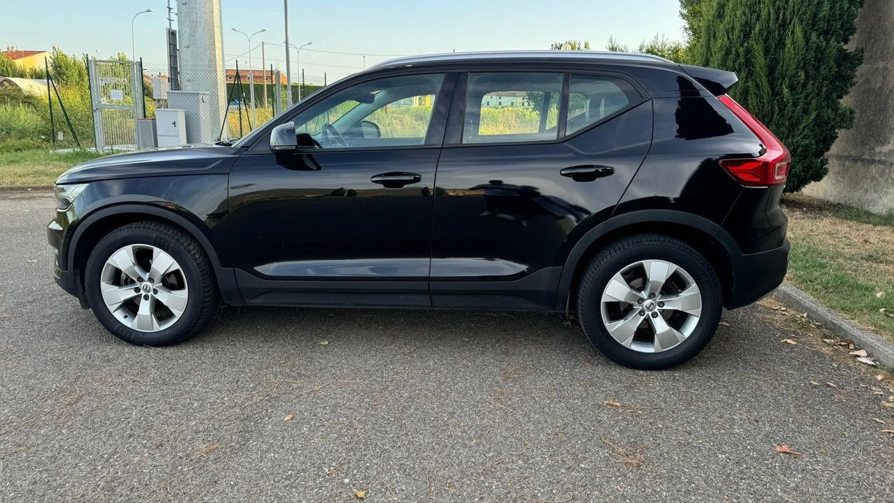 Volvo XC40 D3 Momentum