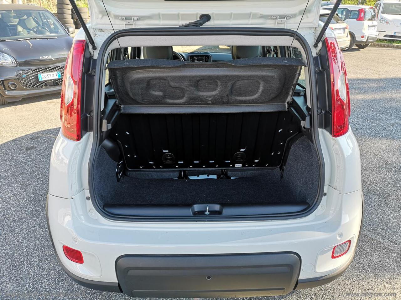 FIAT Panda 1.0 FireFly S&S Hybrid PROMO WEB