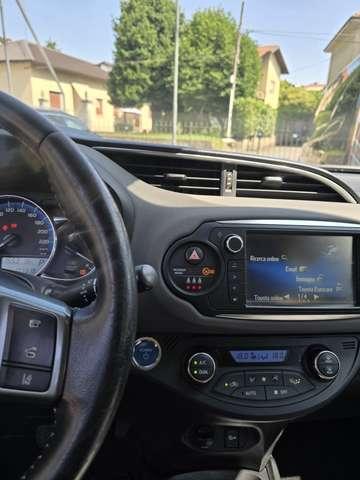 Toyota Yaris 5p 1.5h Style my16