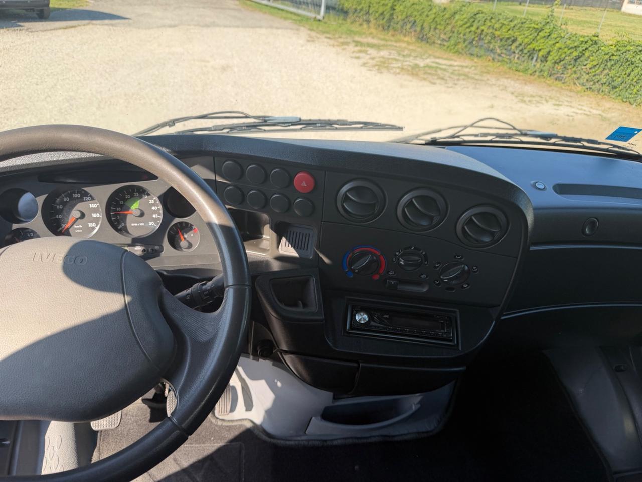 Iveco daily 35/12 gru cassone fisso