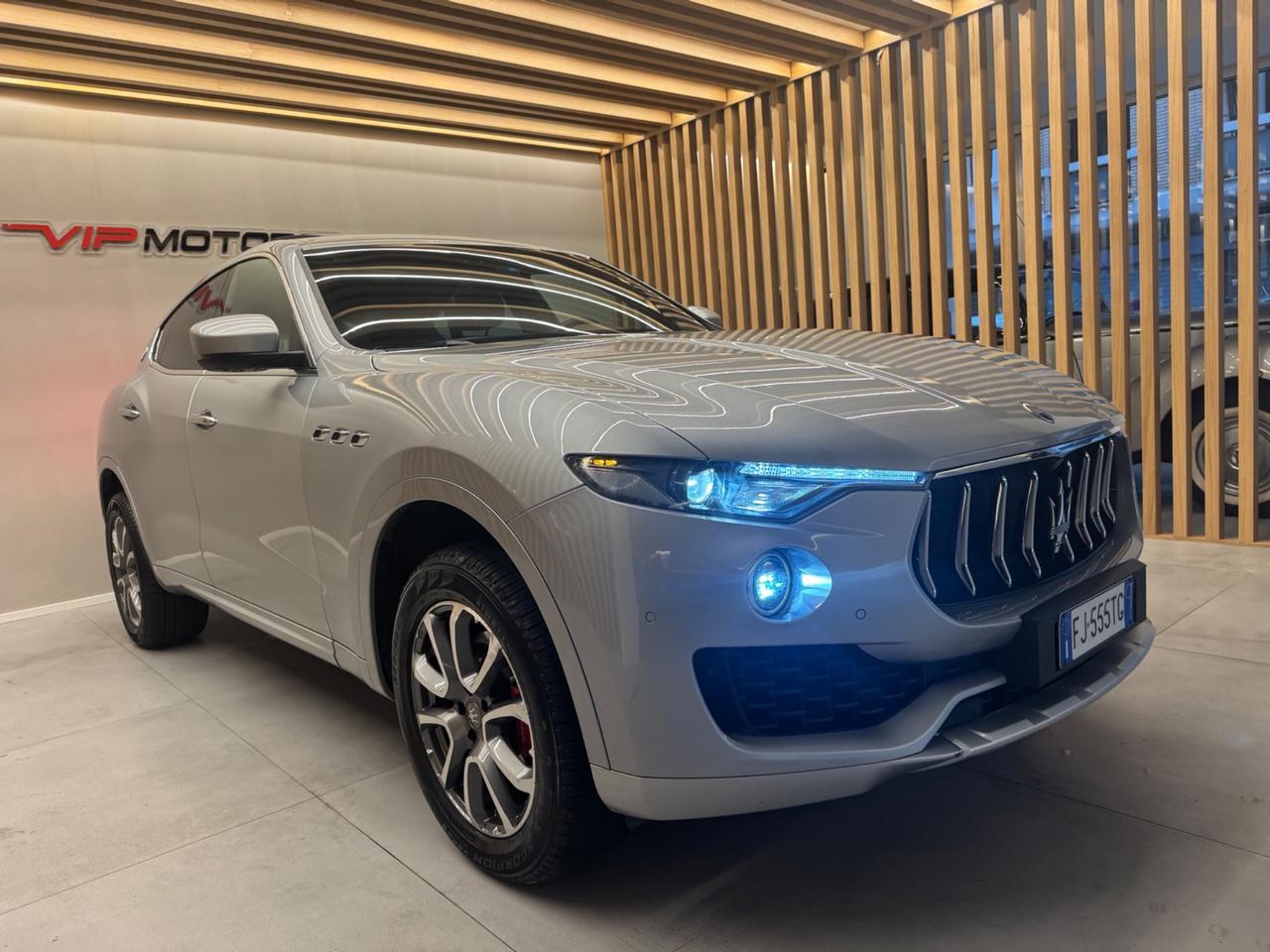 Maserati Levante V6 Diesel 275 CV AWD Granlusso PERMUTE GARANZIA
