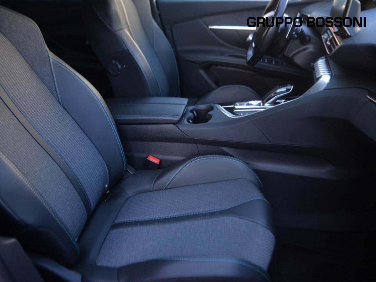 Peugeot 3008 1.6 hybrid phev 225cv allure pack e-eat8