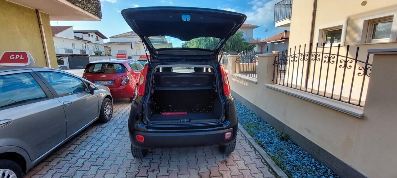 PANDA 900 NATURAL POWER METANO DI SERIE X NEOPATENTATI LEGA IMPECCABILE NUOVA