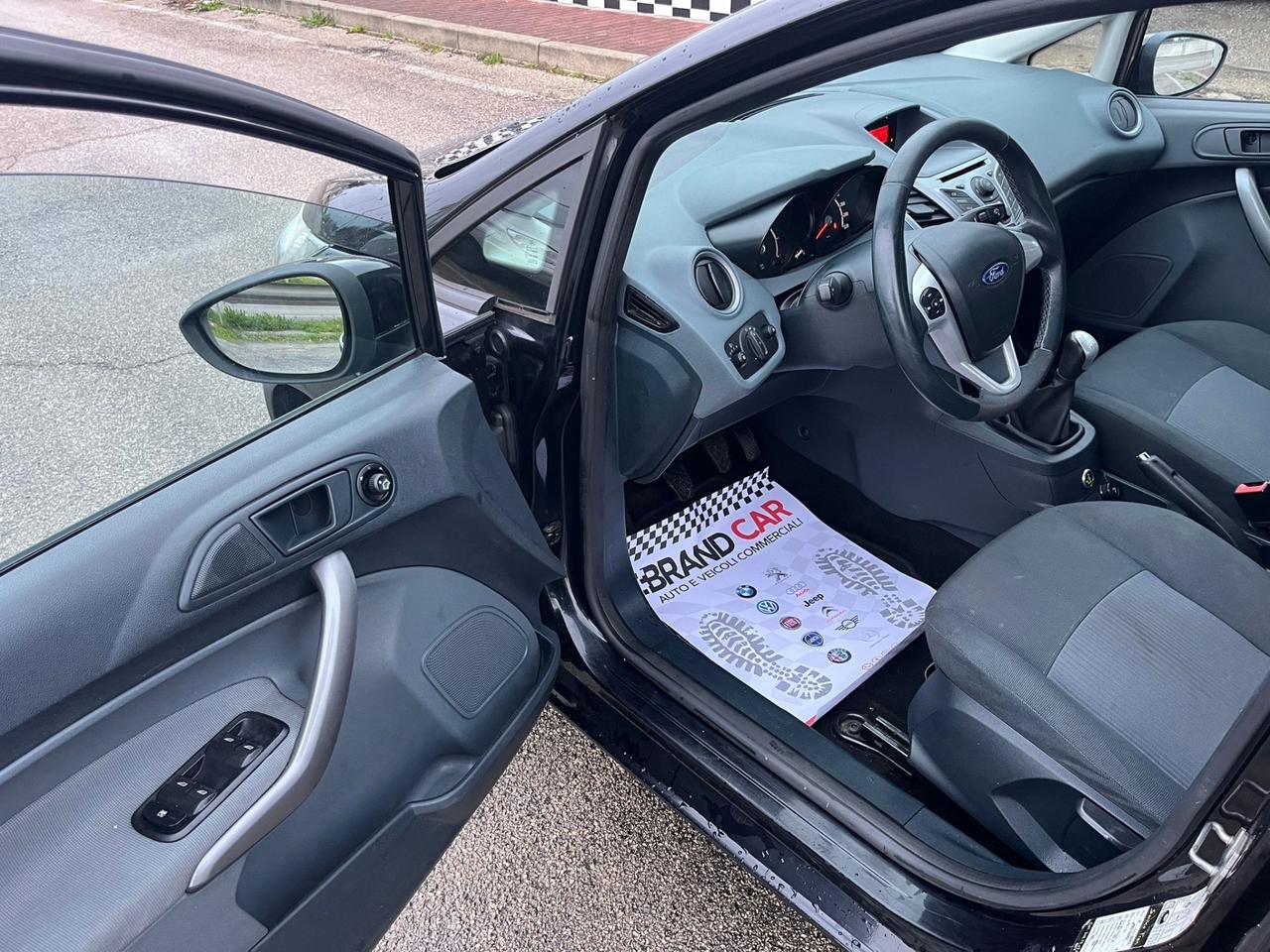 Ford Fiesta 1.4 5 porte Bz.- GPL Titanium Unipro 2011