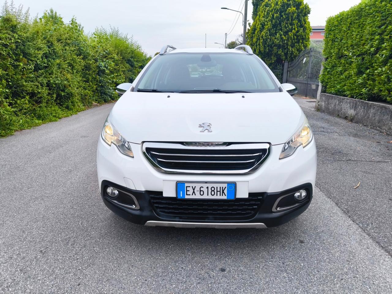 PEUGEOT 2008 1,6 BENZINA VTI-ALLURE