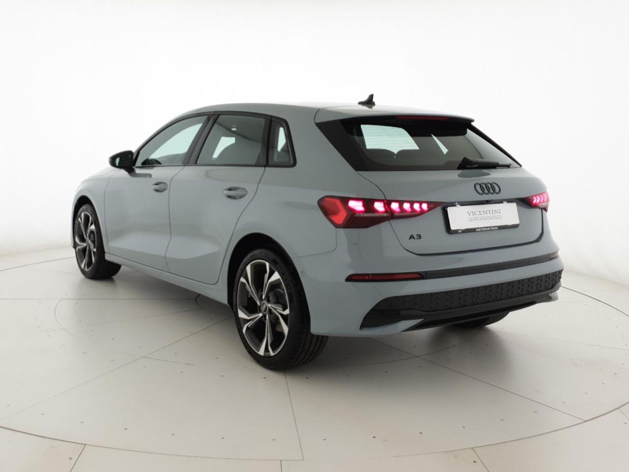 Sportback 2.0TDI 150CV S tronic Business Advanced