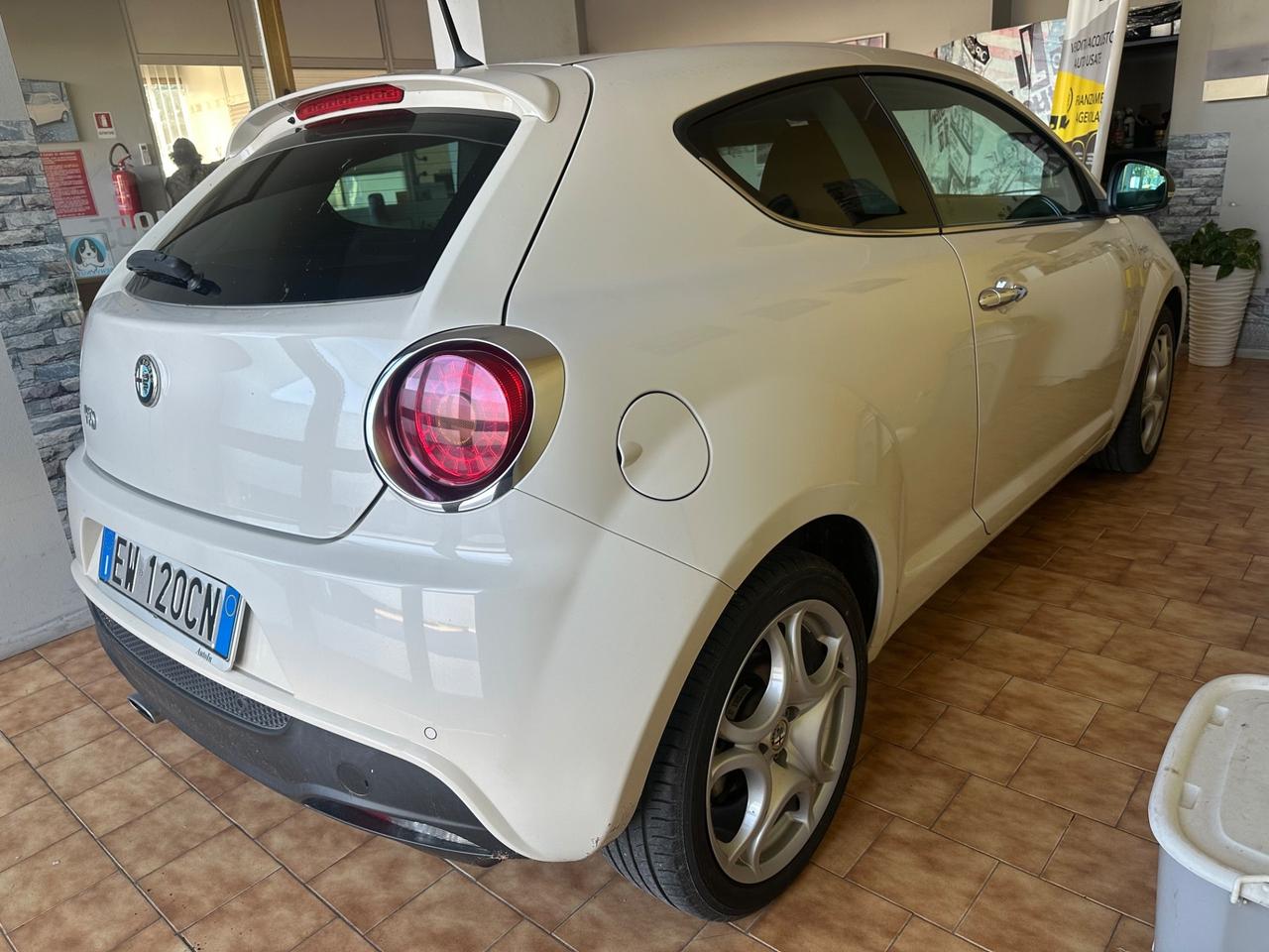 Alfa Romeo MiTo 1.4 T 120 CV GPL Distinctive