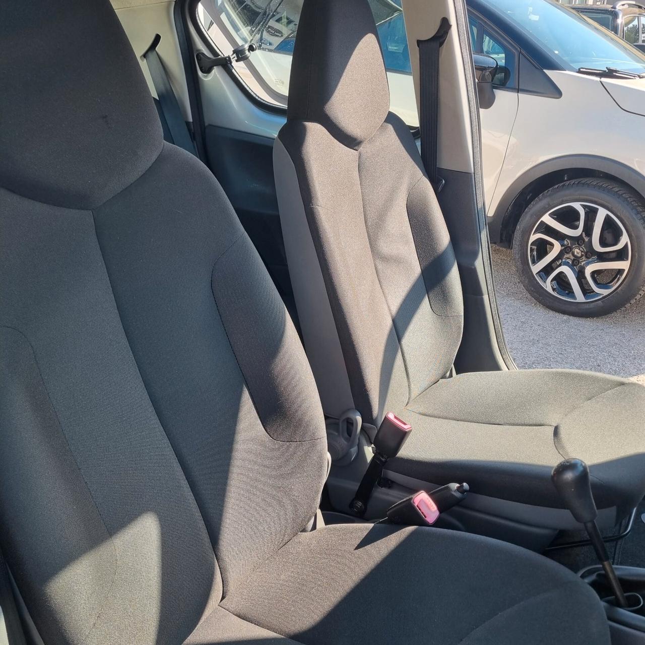 Toyota Aygo 1.0 12V VVT-i 5 porte Now