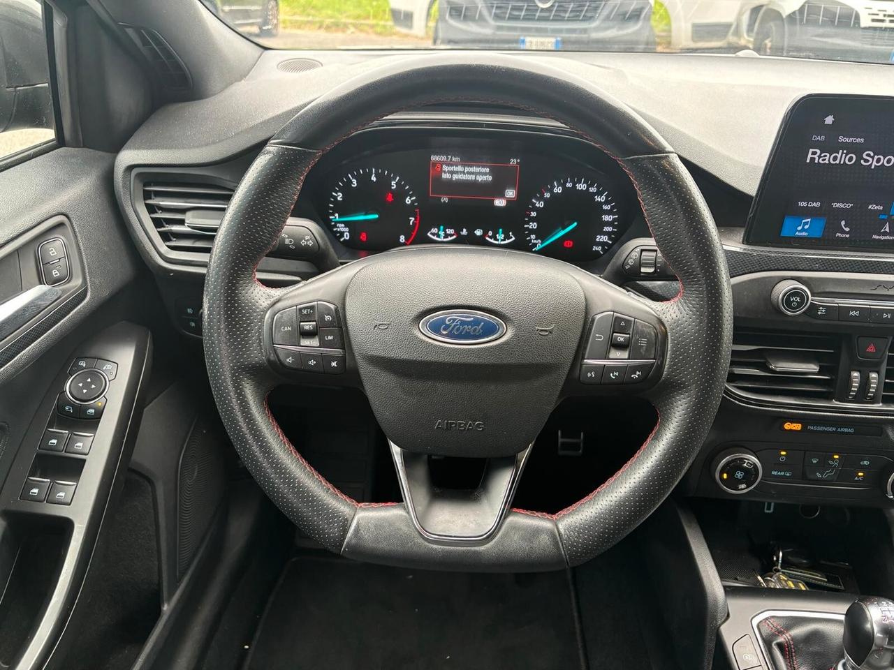 Ford Focus 1.0 EcoBoost 125 CV SW ST-Line