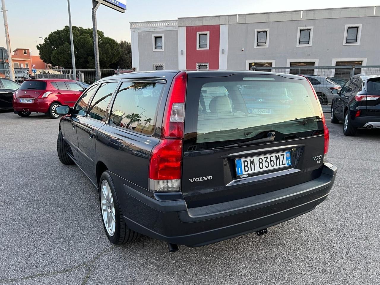 VOLVO T5 V 70