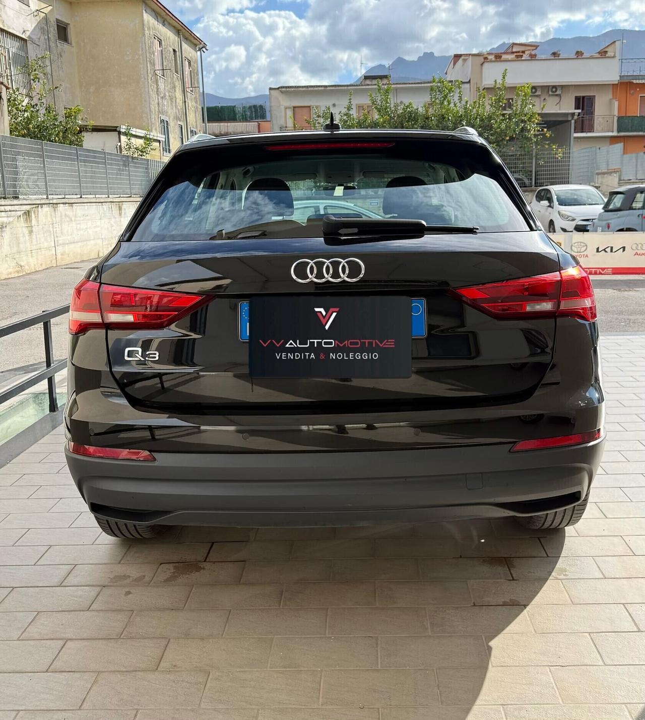 Audi Q3 35 TDI S tronic Business Advanced