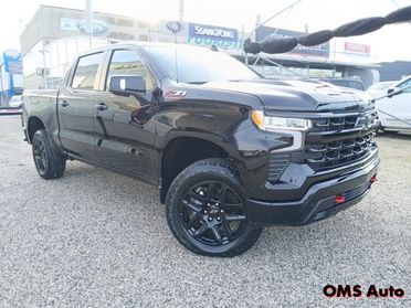 CHEVROLET Silverado 6.2L EcoTec3 V8 LT Trail Boss Z71