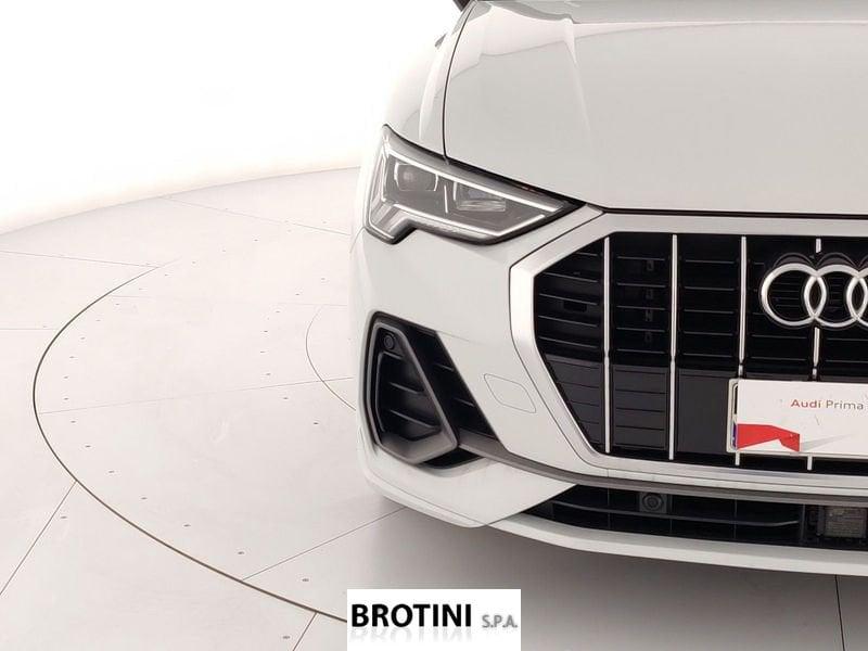 Audi Q3 35 TDI S tronic S line edition