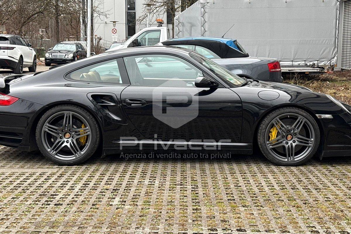 PORSCHE 911 Turbo Coupé