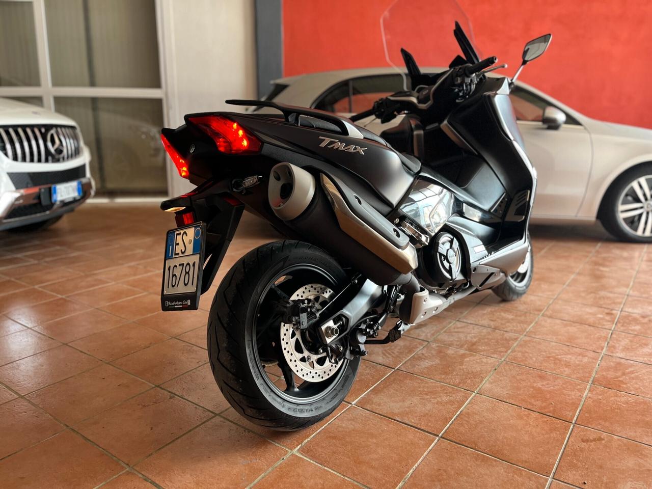 Yamaha T Max 530 DX