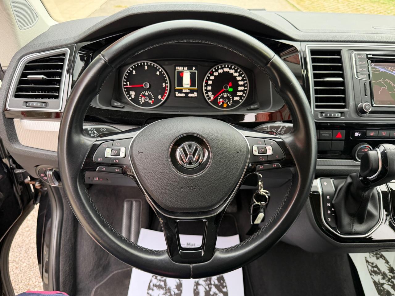 Volkswagen Multivan T6 - DSG 4x4 BULLI FULL