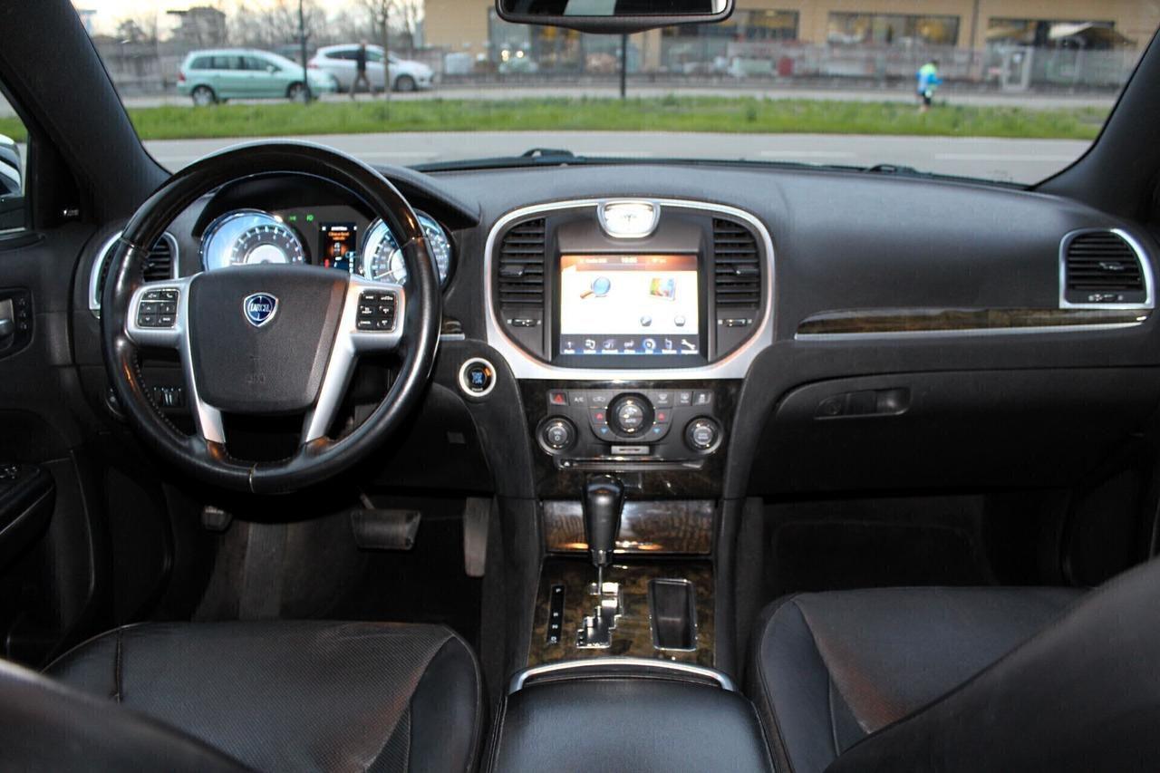 Lancia Thema 3.0 V6 Multijet II 239 CV Executive